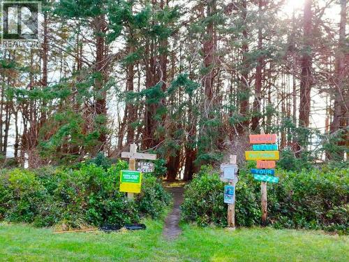 1283 Tennyson Rd, Savary Island, BC - Outdoor