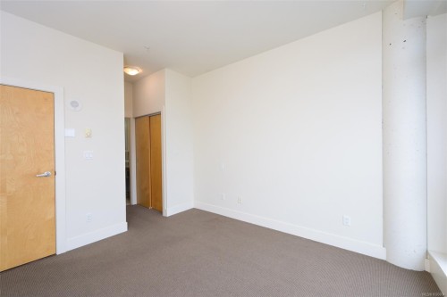 728-2745 Veterans Memorial Pkwy, Langford, BC - Indoor Photo Showing Other Room