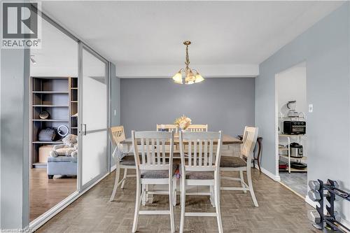 511 The West Mall Drive Unit# 1108, Toronto, ON - Indoor Photo Showing Dining Room