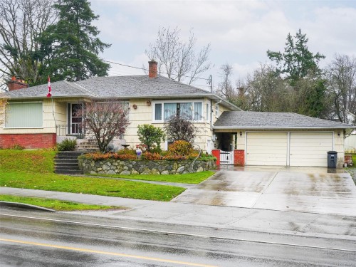 3059 Admirals Rd, Saanich, BC 