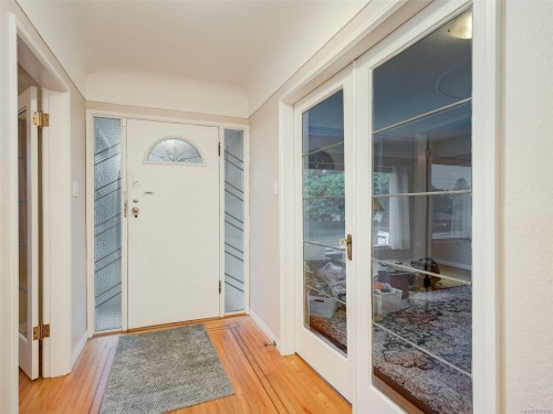 3059 Admirals Rd, Saanich, BC 