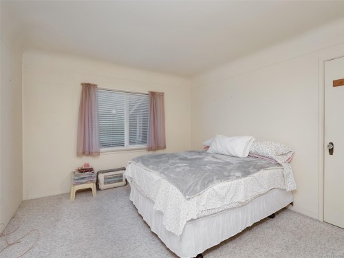 3059 Admirals Rd, Saanich, BC 