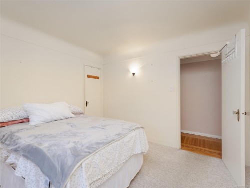 3059 Admirals Rd, Saanich, BC 