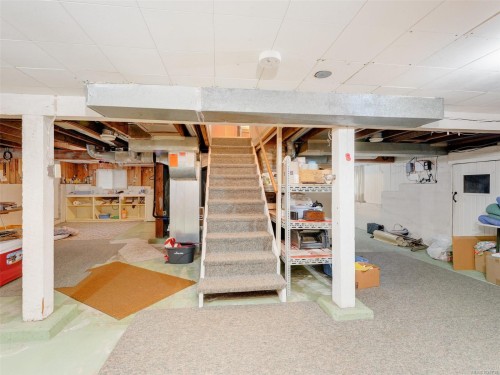 3059 Admirals Rd, Saanich, BC 