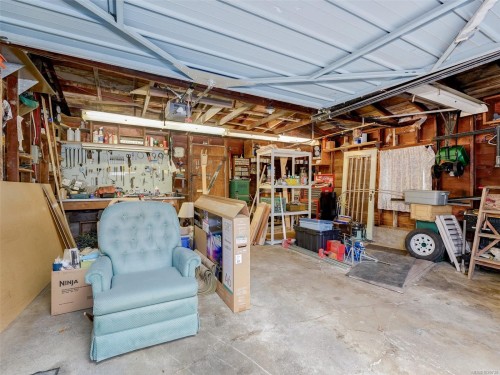 3059 Admirals Rd, Saanich, BC 