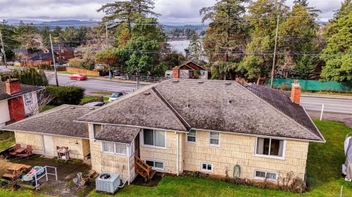 3059 Admirals Rd, Saanich, BC 