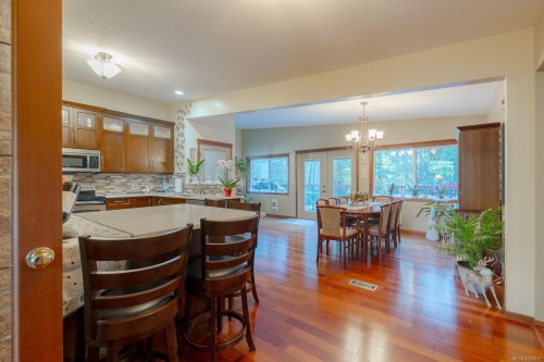 3379 Opal Rd, Nanaimo, BC - Indoor Photo Showing Dining Room