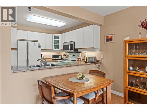 3805 30 Avenue Unit# 304, Vernon, BC - Indoor Photo Showing Other Room