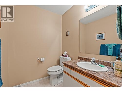 3805 30 Avenue Unit# 304, Vernon, BC - Indoor Photo Showing Bathroom
