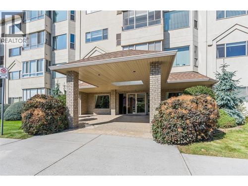 3805 30 Avenue Unit# 304, Vernon, BC - Outdoor With Facade