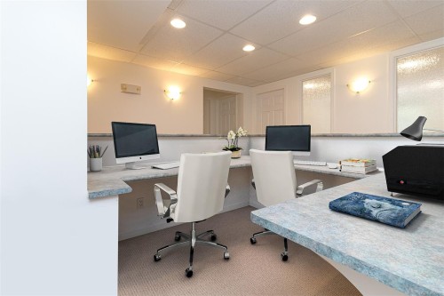 102 & 103-832 Fisgard St, Victoria, BC 