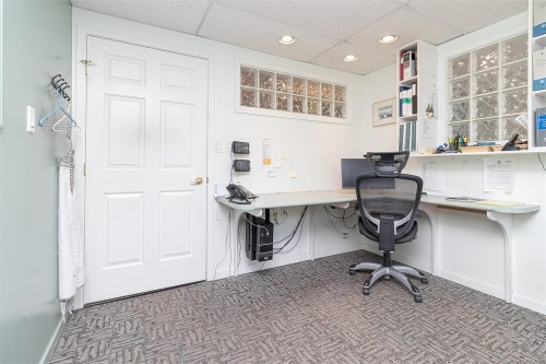 102 & 103-832 Fisgard St, Victoria, BC 