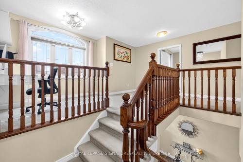 408 Gravel Ridge Trail, Kitchener, ON - Indoor Photo Showing Other Room