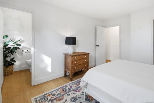 4285 Caen Rd, Saanich, BC 