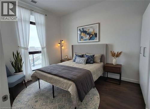 181 King Street Unit# 1509, Waterloo, ON - Indoor Photo Showing Bedroom