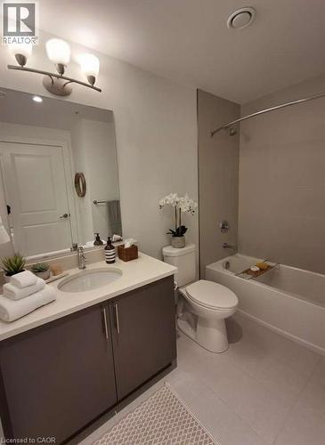 181 King Street Unit# 1509, Waterloo, ON - Indoor Photo Showing Bathroom