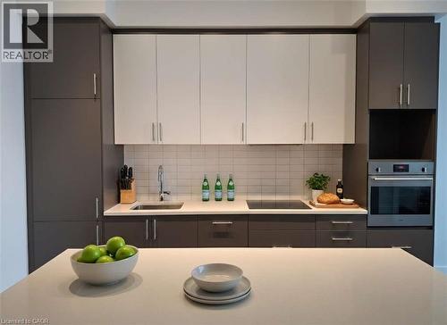 181 King Street Unit# 1509, Waterloo, ON - Indoor Photo Showing Kitchen With Upgraded Kitchen