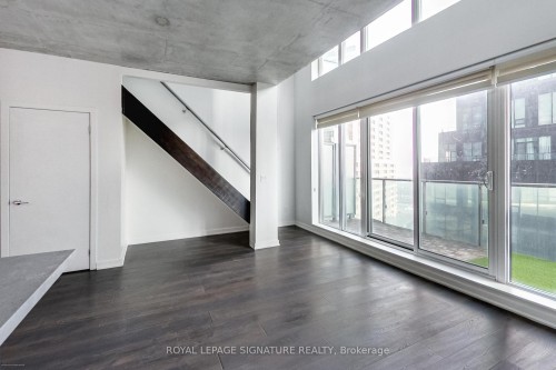 811-150 East Liberty Street, Toronto, ON - Indoor Photo Showing Other Room