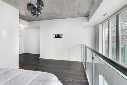 811-150 East Liberty Street, Toronto, ON - Indoor