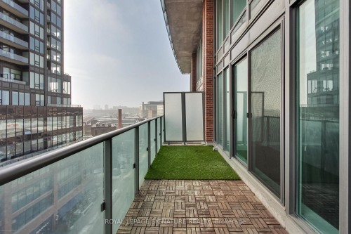 811-150 East Liberty Street, Toronto, ON - Outdoor With Balcony With Exterior