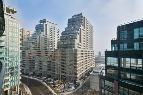 811-150 East Liberty Street, Toronto, ON - Outdoor With Balcony With Facade