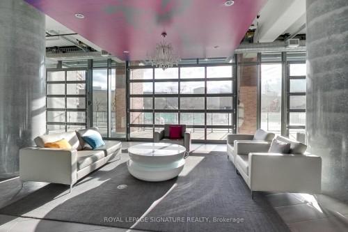 811-150 East Liberty Street, Toronto, ON - Indoor Photo Showing Other Room