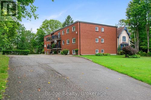 256 Oxford Street, Ingersoll (Ingersoll - South), ON - Outdoor