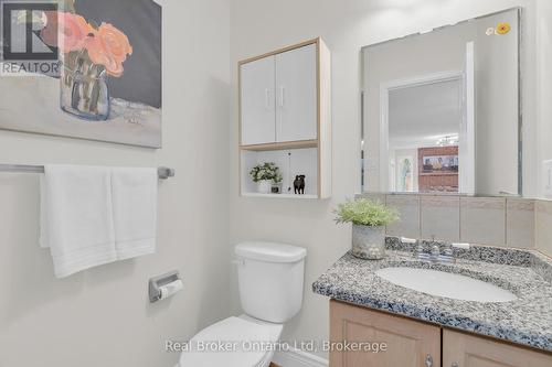 1 Balfour Court, Guelph (Kortright East), ON - Indoor Photo Showing Bathroom