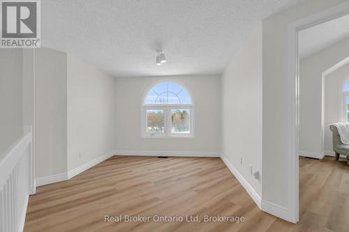 1 Balfour Court, Guelph (Kortright East), ON - Indoor Photo Showing Other Room