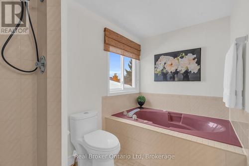 1 Balfour Court, Guelph (Kortright East), ON - Indoor Photo Showing Bathroom