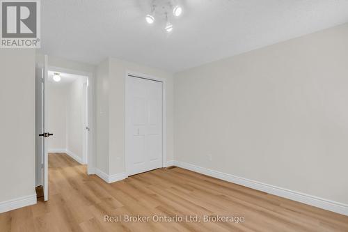 1 Balfour Court, Guelph (Kortright East), ON - Indoor Photo Showing Other Room