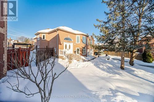 3395 Trelawny Circle, Mississauga, ON - Outdoor