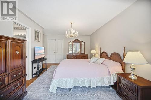 3395 Trelawny Circle, Mississauga, ON - Indoor Photo Showing Bedroom