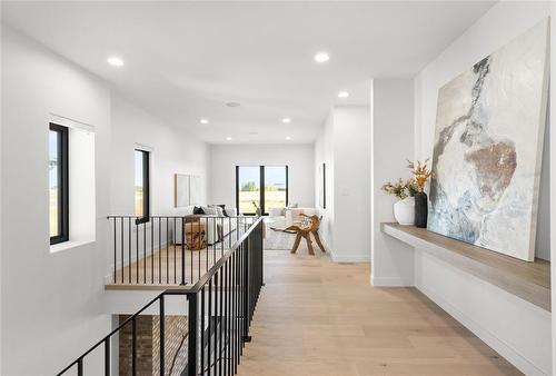 22 Avonlynn Court, Winnipeg, MB - Indoor Photo Showing Other Room