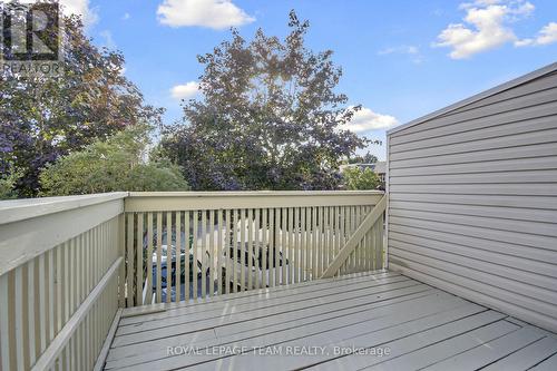 89 Thornbury Crescent, Ottawa, ON - Outdoor With Exterior