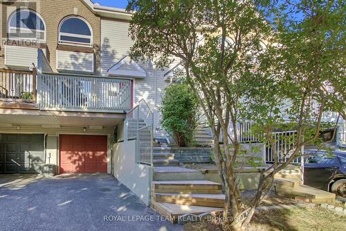 89 Thornbury Crescent, Ottawa, ON - Outdoor