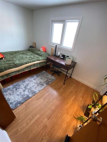 111 2Nd Avenue S, Swan River, MB - Indoor Photo Showing Bedroom