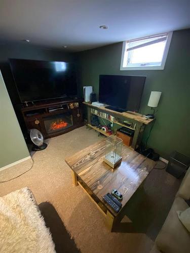 111 2Nd Avenue S, Swan River, MB - Indoor