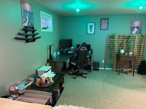 111 2Nd Avenue S, Swan River, MB - Indoor