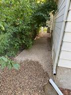 "keep dry" side yard - 