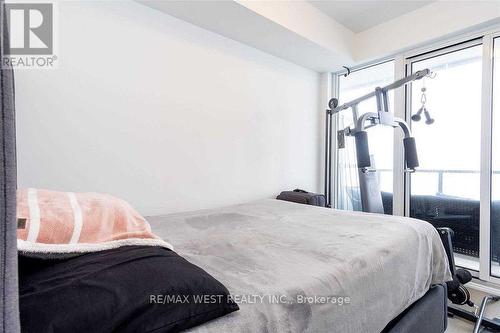 5111 - 30 Shore Breeze Drive, Toronto, ON - Indoor Photo Showing Bedroom