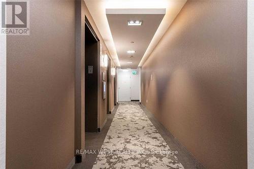 5111 - 30 Shore Breeze Drive, Toronto, ON - Indoor Photo Showing Other Room