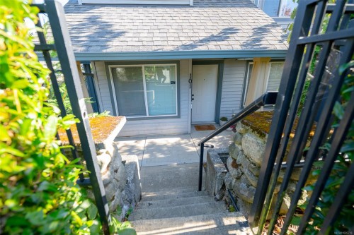 101-211 Victoria Rd, Nanaimo, BC 