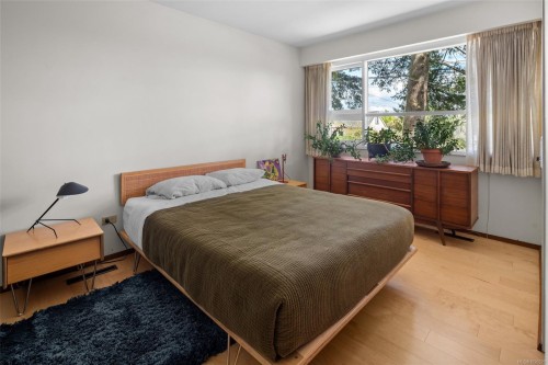 6110 Grieve Rd, Duncan, BC 