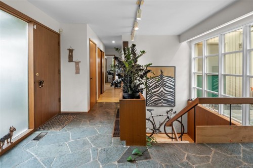 6110 Grieve Rd, Duncan, BC 