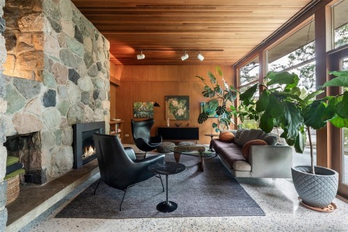 6110 Grieve Rd, Duncan, BC 