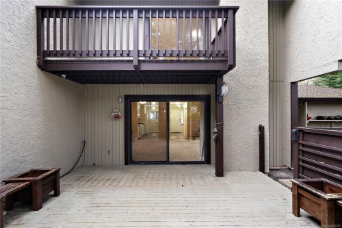 13-897 Admirals Rd, Esquimalt, BC 