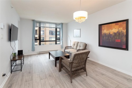 1006-751 Fairfield Rd, Victoria, BC - Indoor