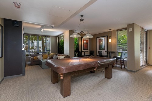 1006-751 Fairfield Rd, Victoria, BC - Indoor Photo Showing Other Room