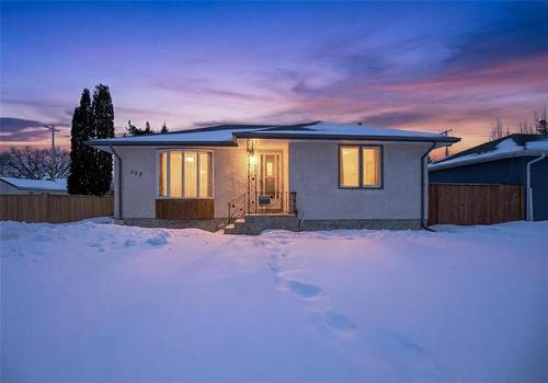 322 Linden Ave, Winnipeg, MB 